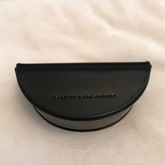 Marc Jacobs Sunglasses - Picture 4 of 4